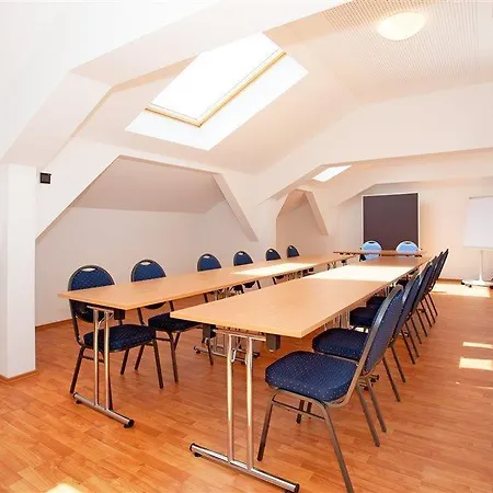 Hotel A&o Laim 2*